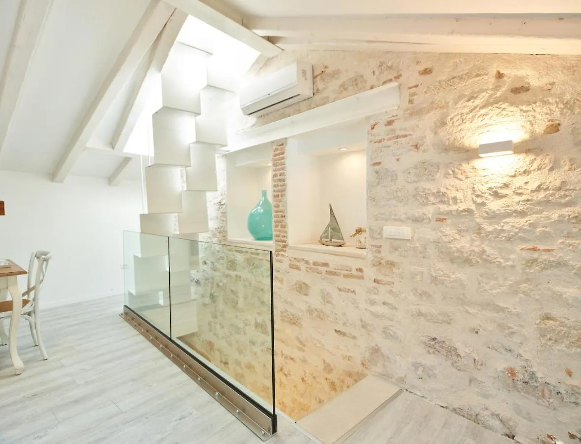 Old Town Splendid Apartments By Irundo Rovinj